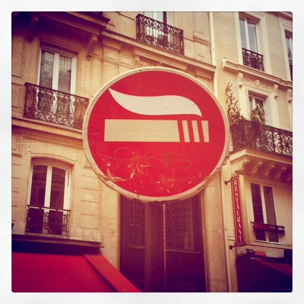 Streetart_Paris_Detournement